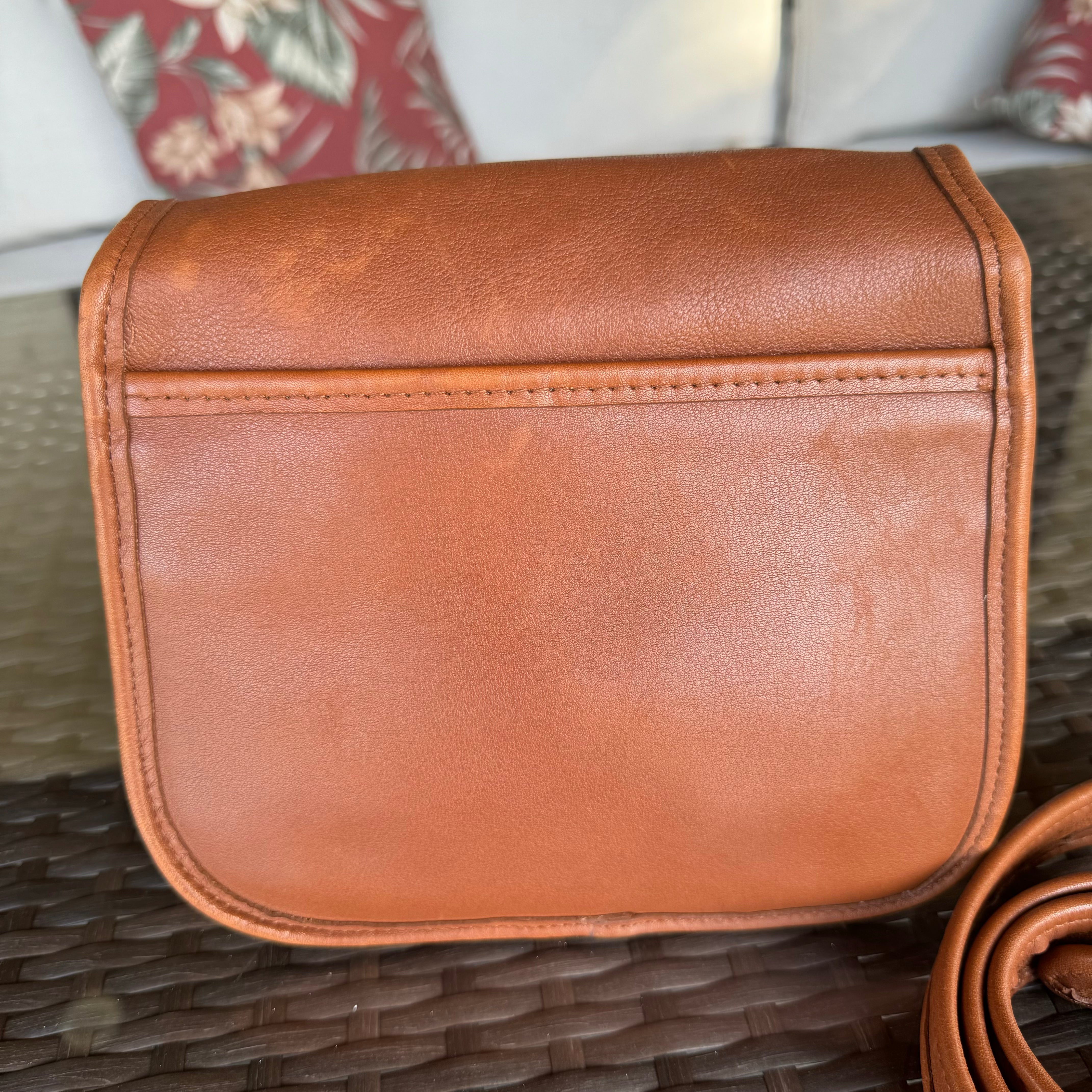 Vintage Coach Bt Legacy Small Flap 9965