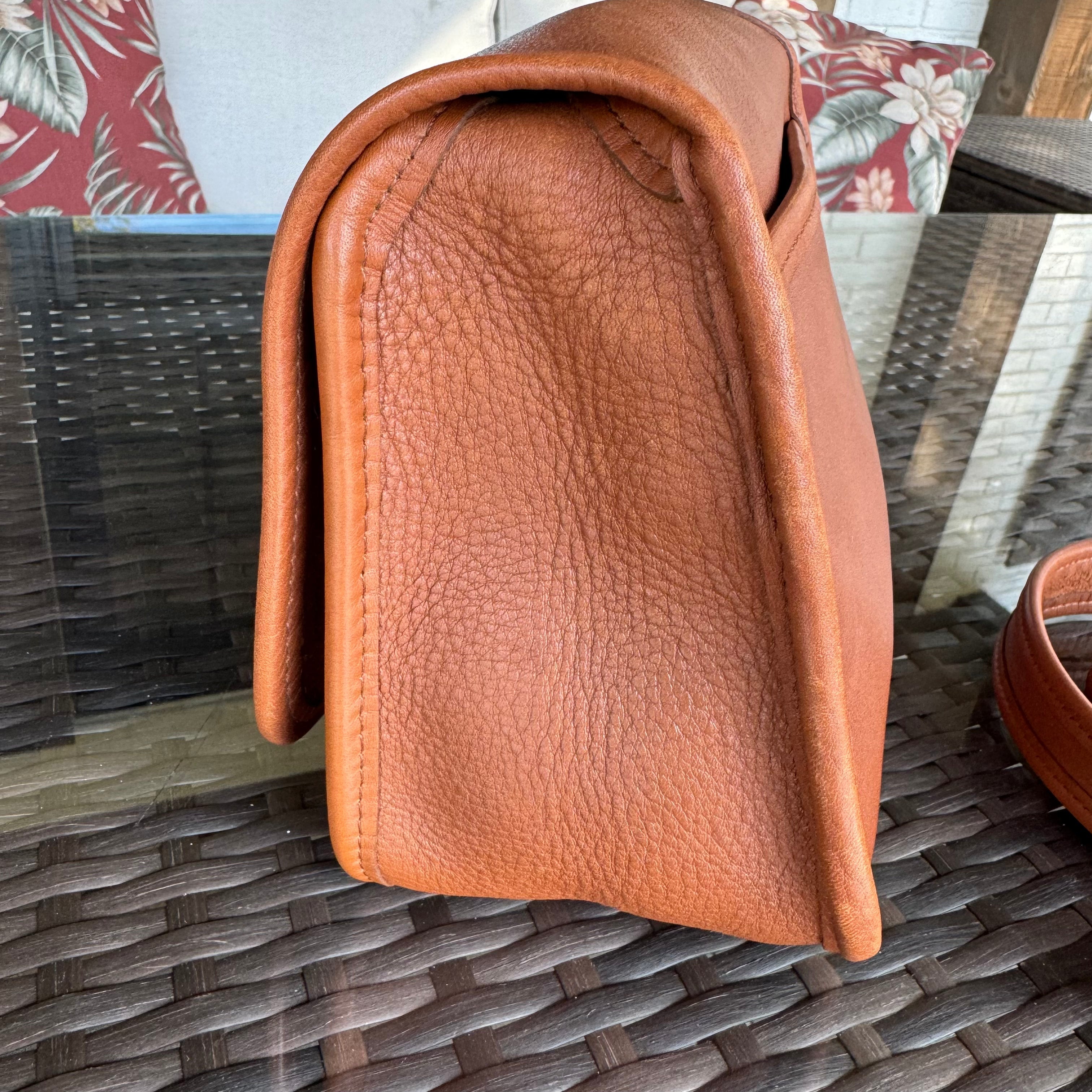 Vintage Coach Bt Legacy Small Flap 9965