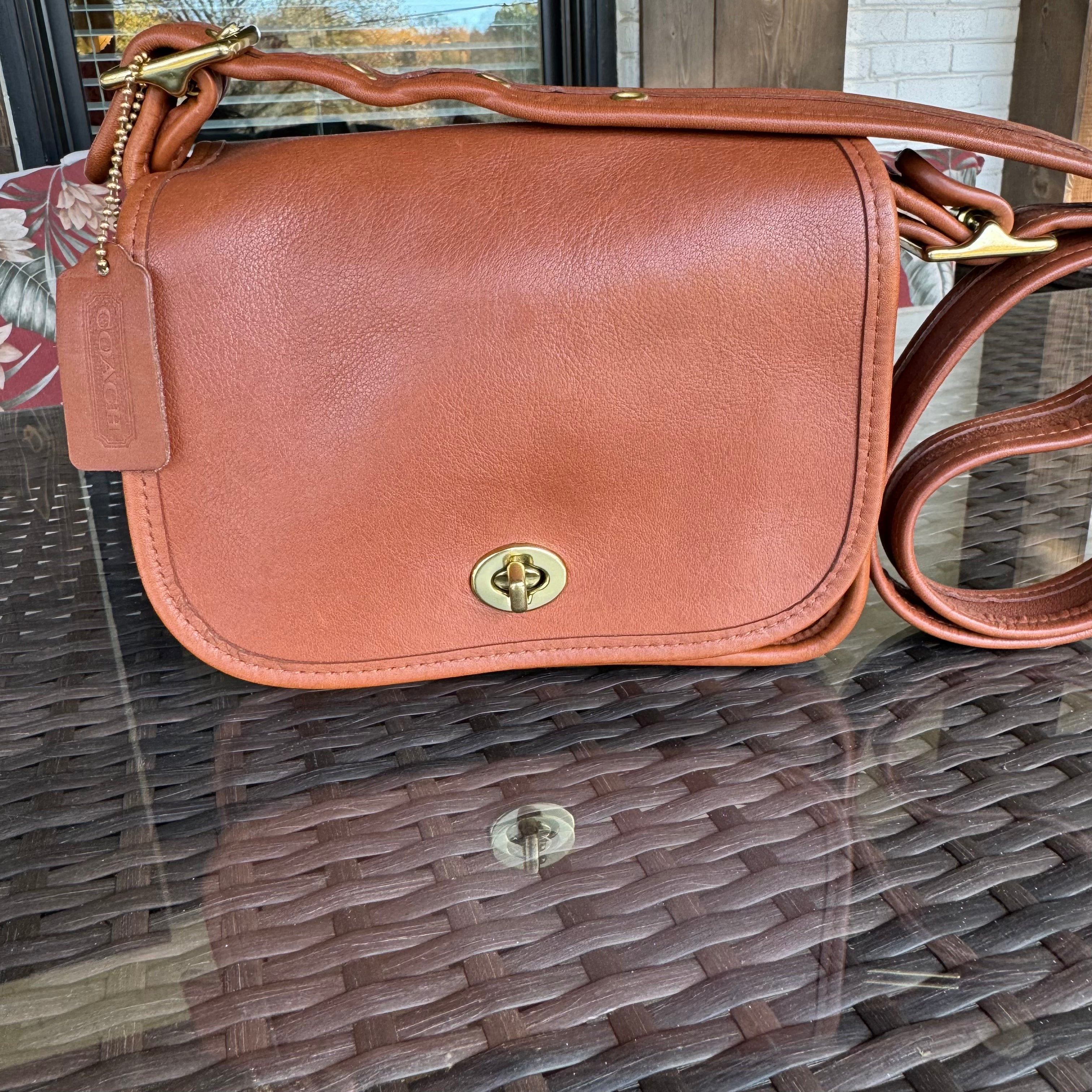 Vintage Coach Bt Legacy Small Flap 9965