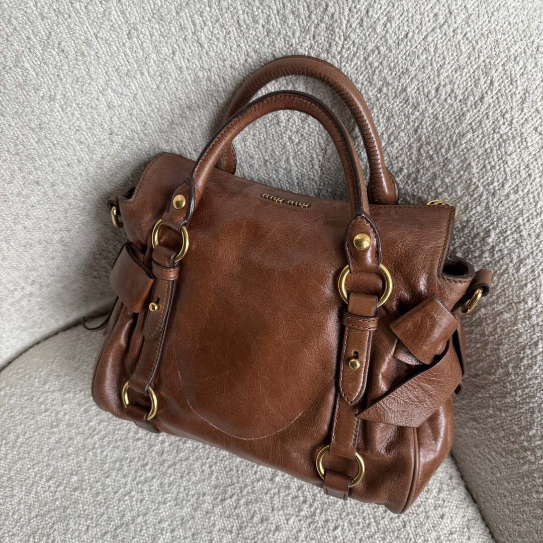 🔥 PreOwned Miu Miu Mini Vitello Lux Brown Leather Handbag 🔥